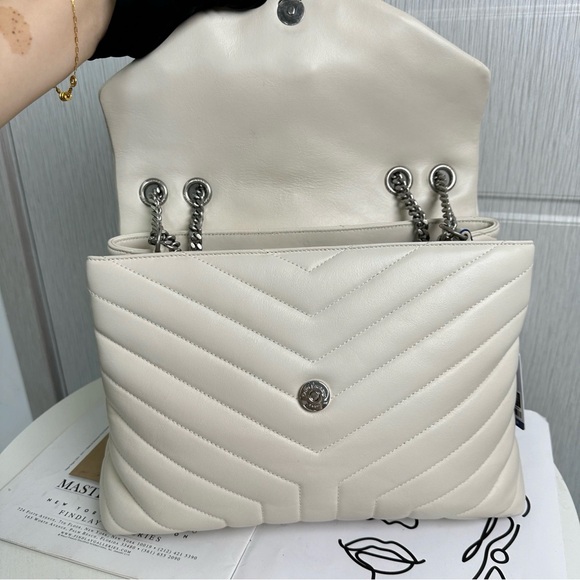 Authentic Saint Laurent paries white 2020Loulou leather bag - Picture 9 of 12